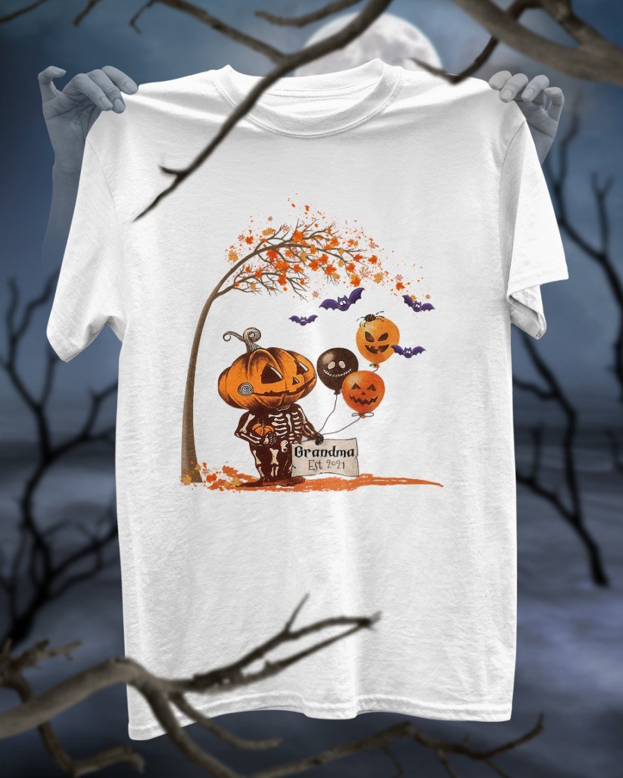 Halloween Shirt, Custom Shirt, Gift For Grandma, Grandma With Grandkids T-Shirt KM0709