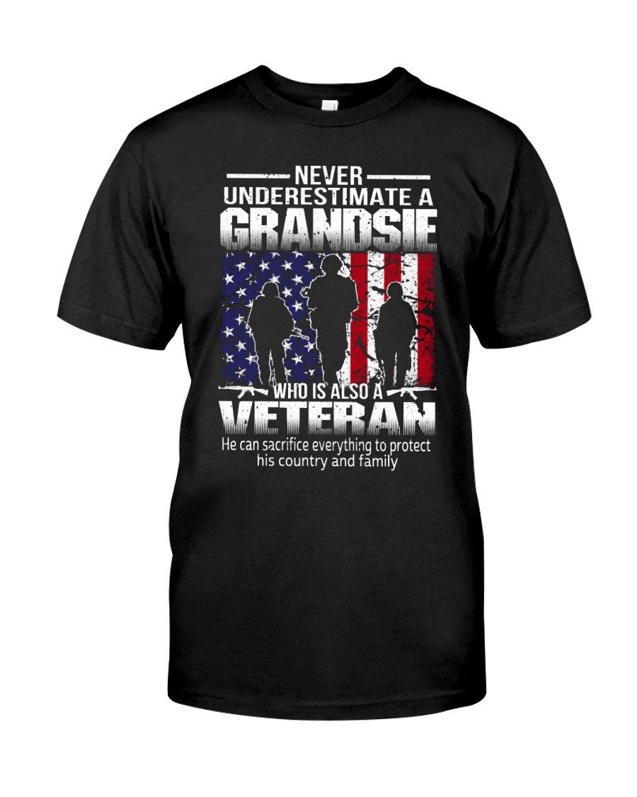 Veteran Shirt, Veteran's Day Shirt, Never Underestimate A Grandsie Who Is Also A Veteran T-Shirt KM2805