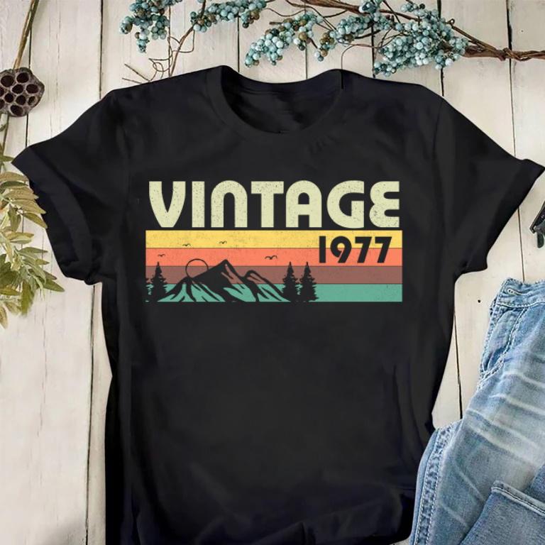 Vintage 1977 Shirt, 1977 Birthday Shirt, Birthday Gift Idea, Vintage 1977 Unisex T-Shirt KM0405