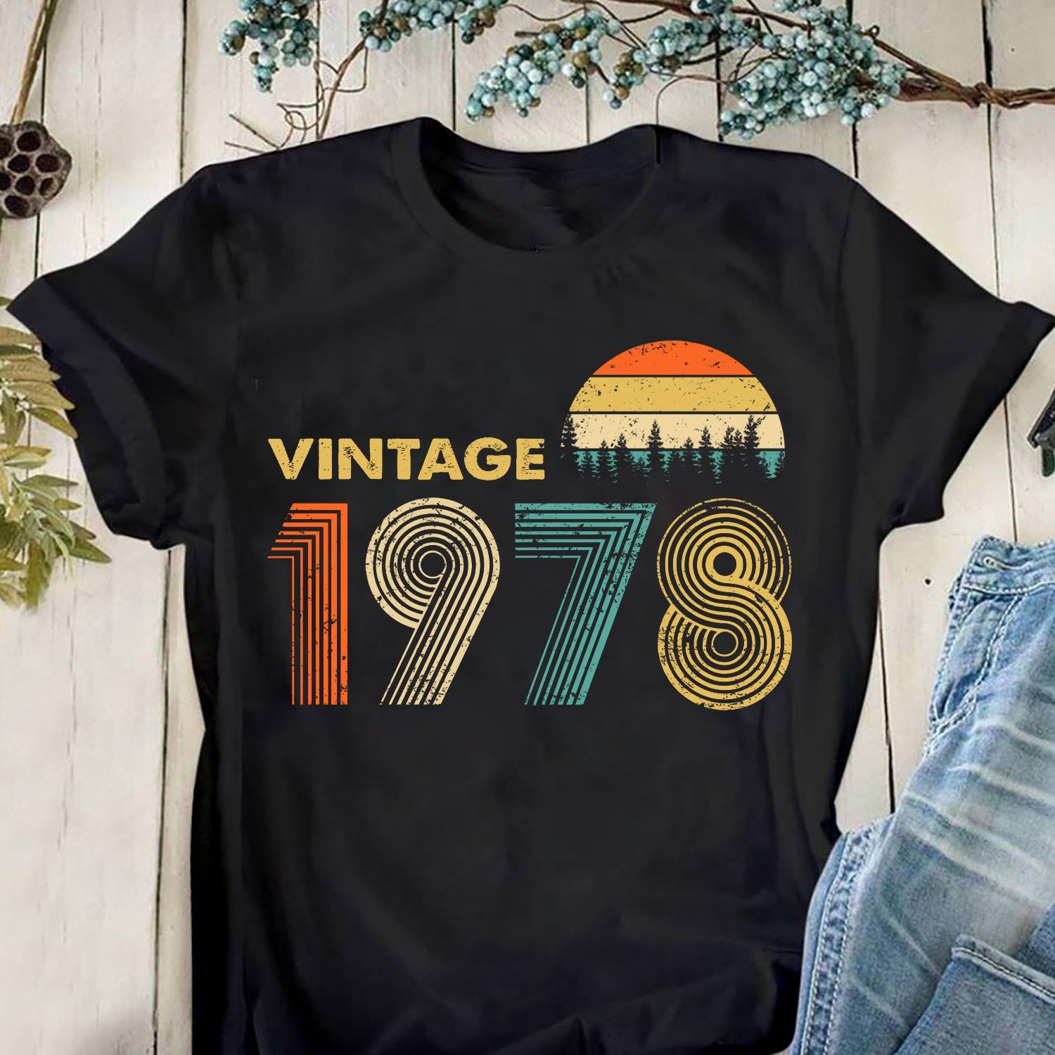 Vintage 1978 Birthday Gift Shirt V5, 43rd Birthday Vintage Shirt, Gift For Her For Him Unisex T-Shirt KM0904