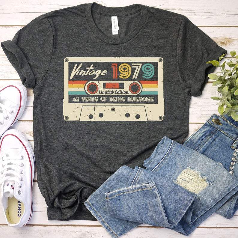 Vintage 1979, 42 Years Of Being Awesome, Birthday Gifts Idea, Gift For Her For Him Unisex T-Shirt KM0704