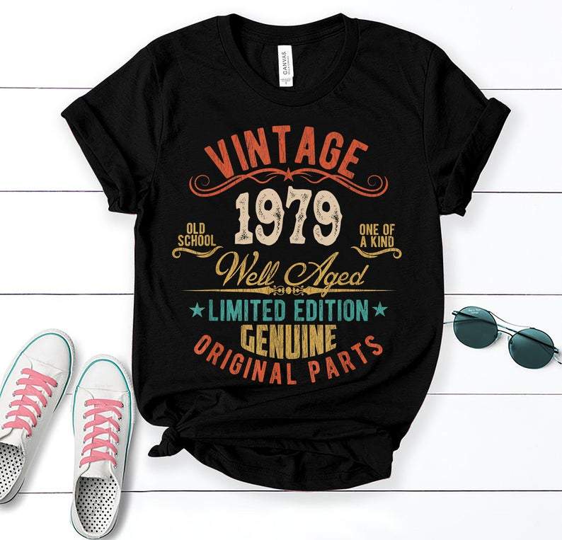 Vintage 1979 Well Aged Limited Edition, Birthday Gifts For Him For Her Unisex T-Shirt KM0704